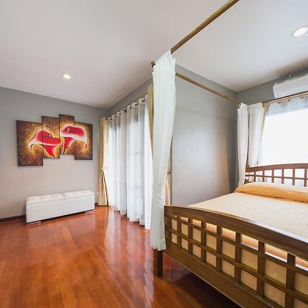 Luxury Town House In The Heart Of The Old City Chiang Mai Eksteriør billede